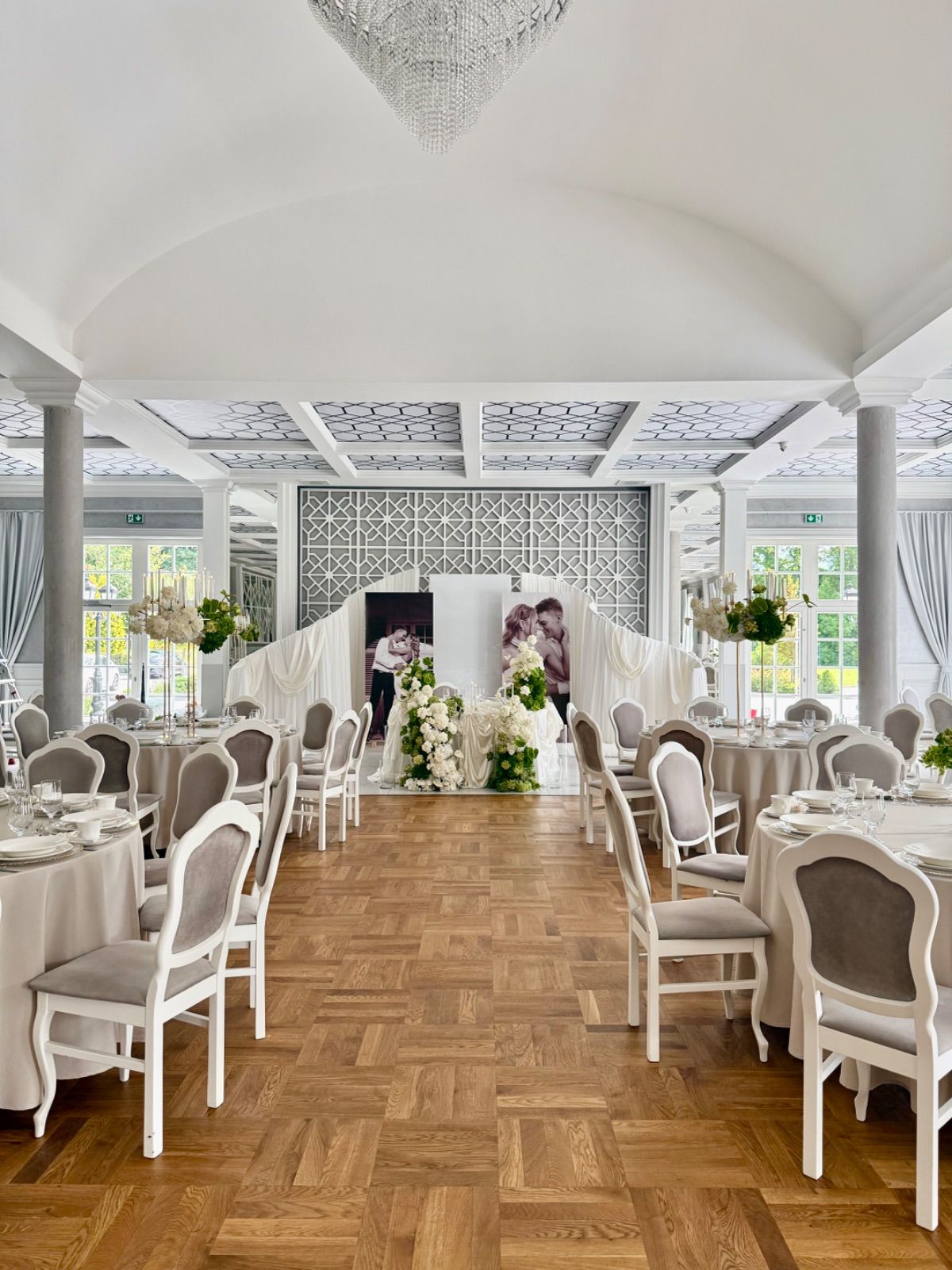 Was kostet eine Hochzeit bei Leszno? Ein realistisches Budget, Schritt für Schritt