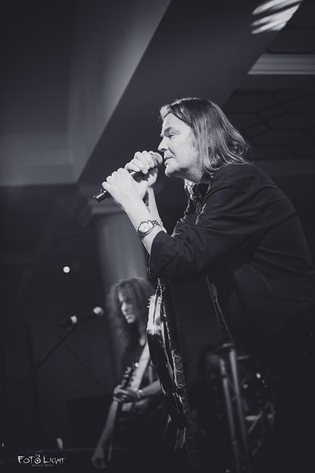 Wilki i Myslovitz - Konzert im Hotel Toscania (Foto 69 von 79)